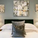 Hotel The @ Carus Kendal